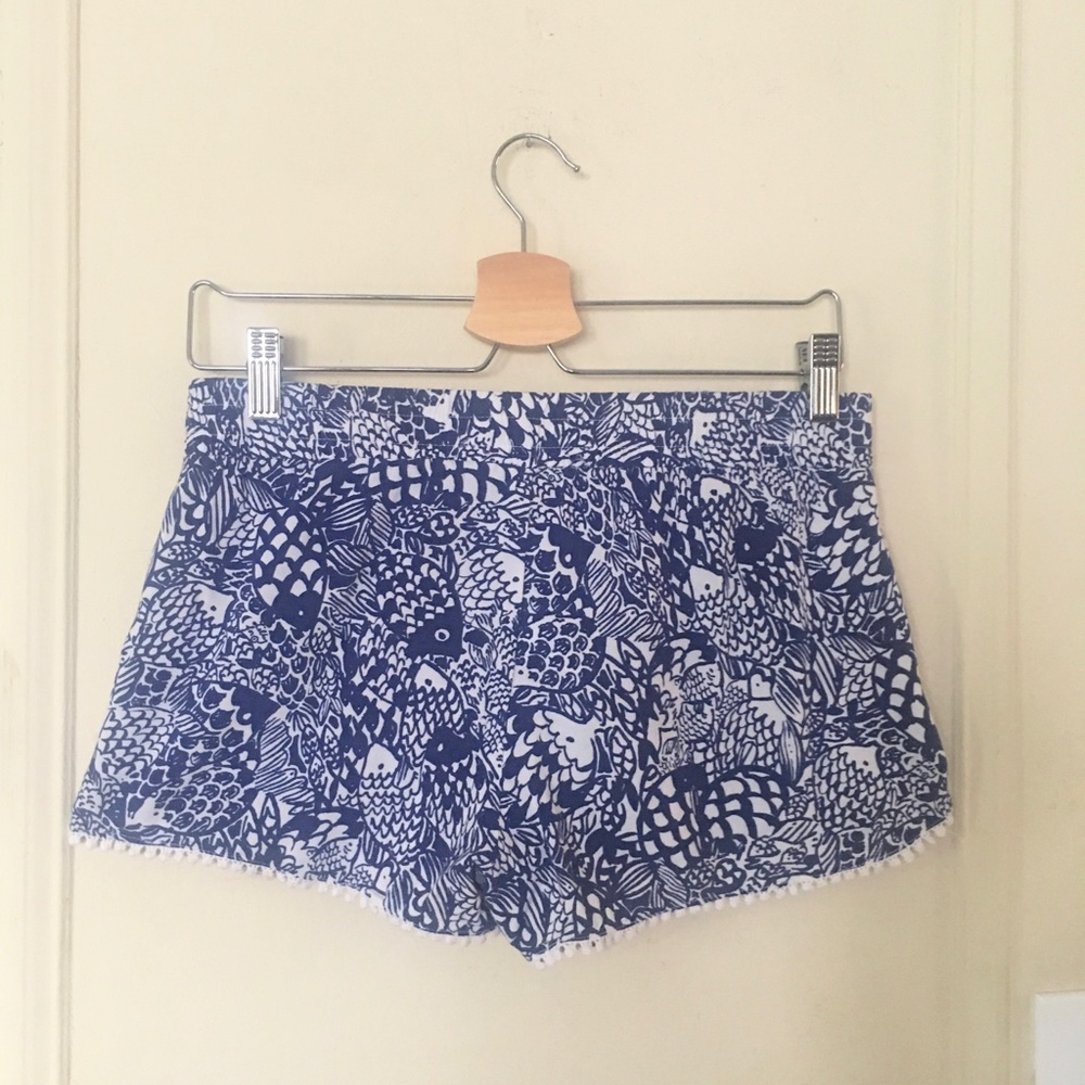 Lilly Pulitzer Blue & White FISH Flouncy Short-Shorts with Pom-Pom Fringe XS - Picture 5 of 9